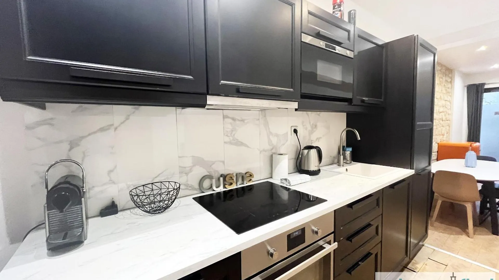 Urban Flat 52 - Charming 2 Bdr Flat In Center Of * Paris
