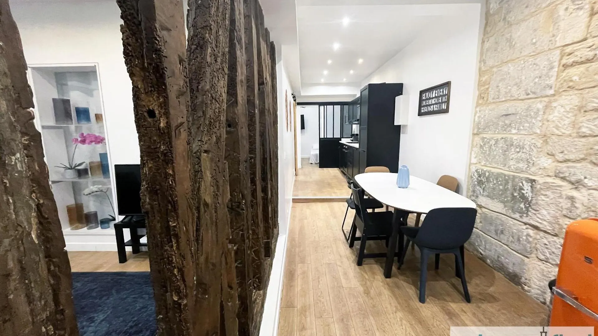Apartment Urban Flat 52 - Charming 2 Bdr Flat In Center Of
