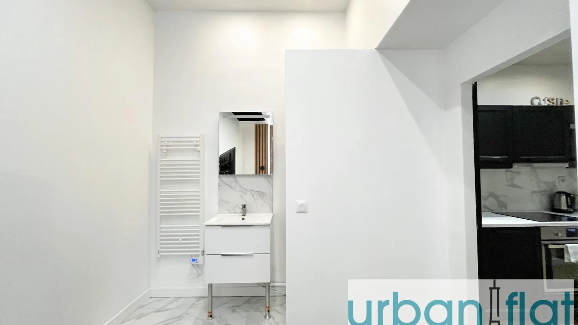 Urban Flat 52 - Charming 2 Bdr Flat In Center Of Apartment *