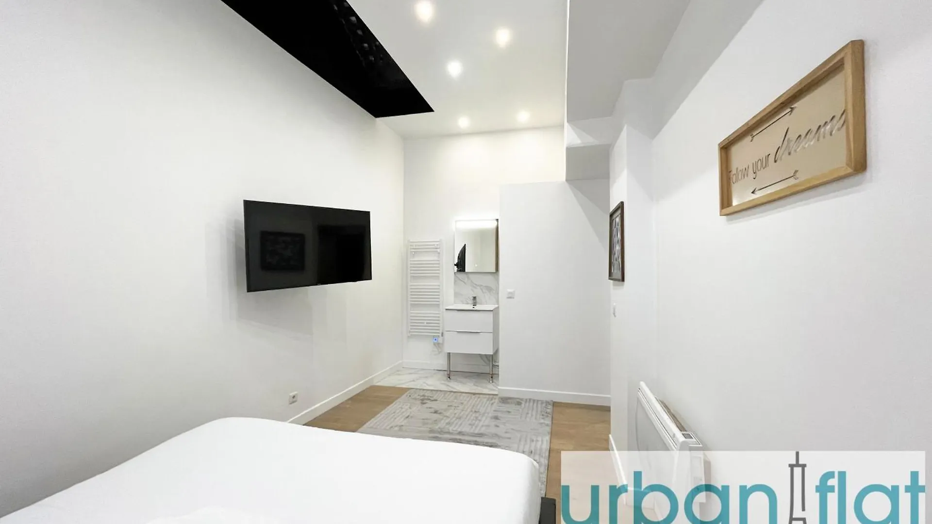 Lejlighed Urban Flat 52 - Charming 2 Bdr Flat In Center Of